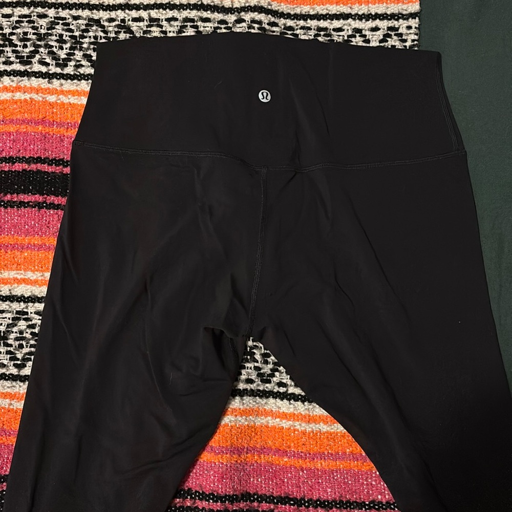 Black Lululemon align leggings in size 12.
